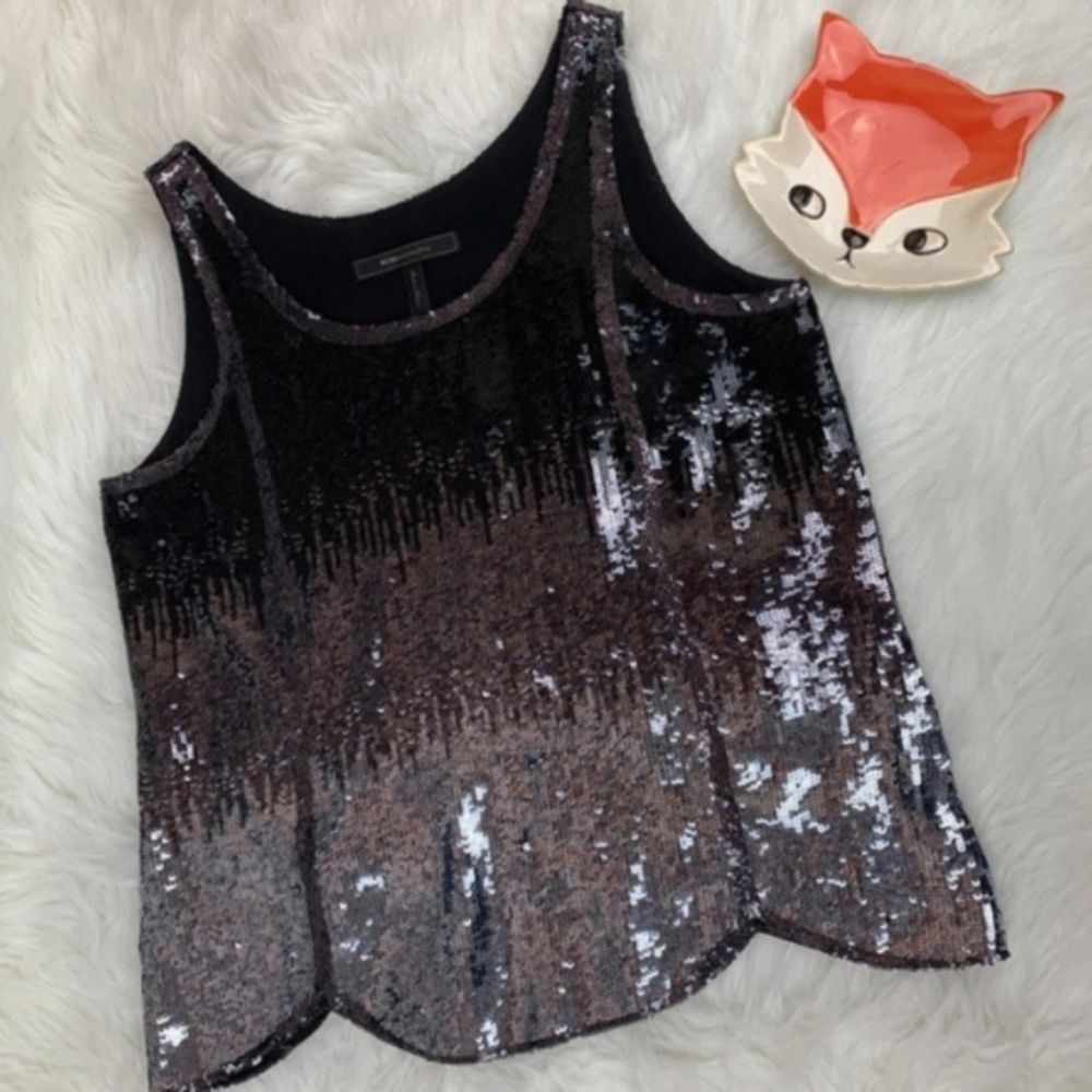 ⬇️$40 BCBG MaxAzria ombré sequin black silver XS